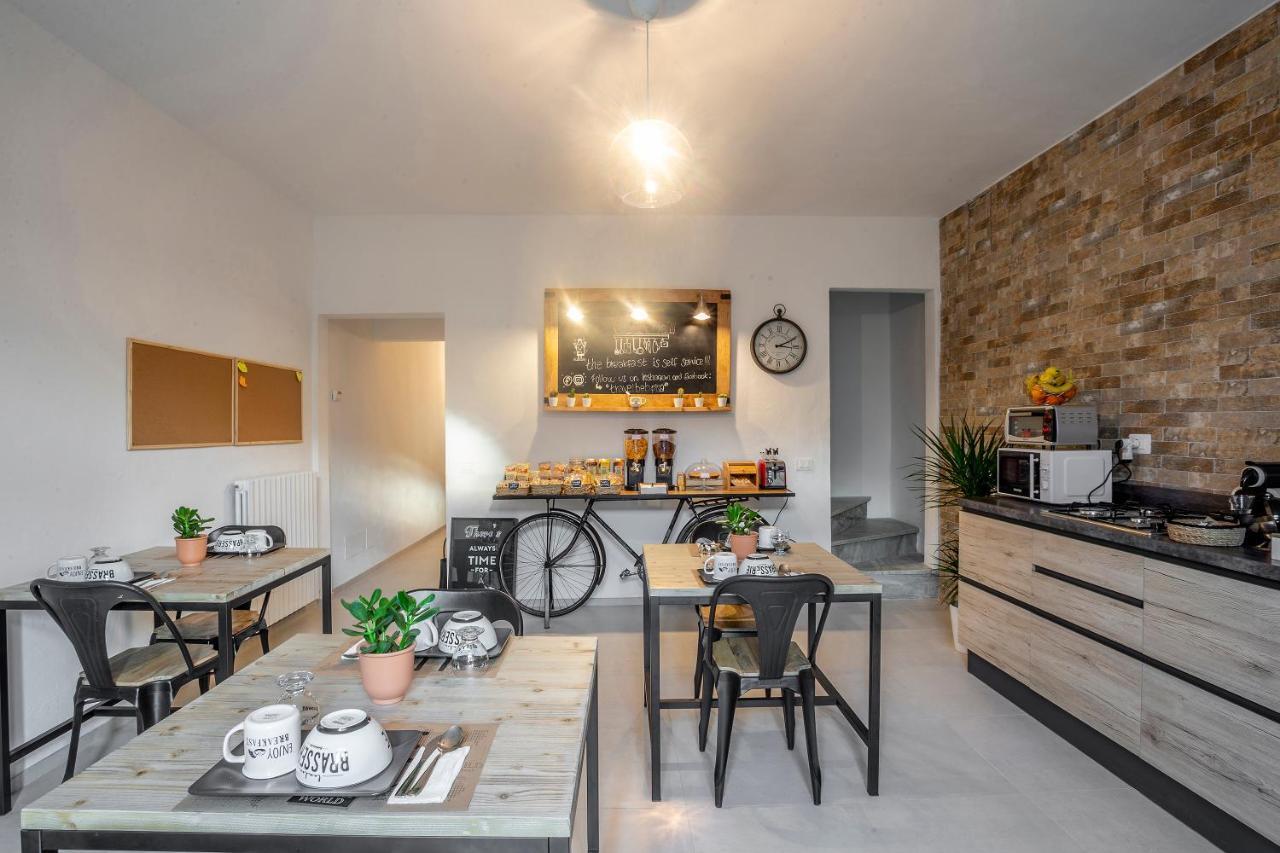 Bed & Breakfast Travel